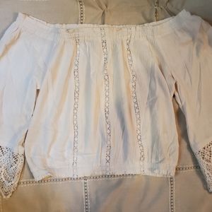 Bleuh Ciel  Top Women's Sz M Off the Shoulder White Flutter Lace Sleeve Summer